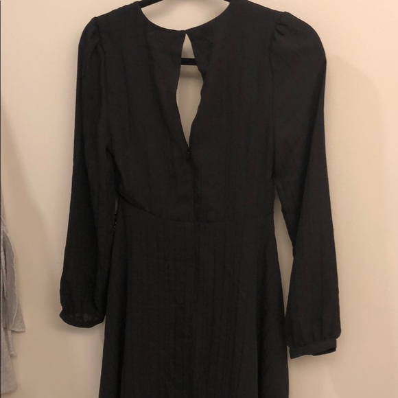 Brand new- Express long sleeved black dress - Picture 6 of 6